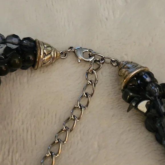 Vtg Twisted Multi-strand Acrylic Hematite Beaded Shell Pendant Festival Necklace - Picture 5 of 7